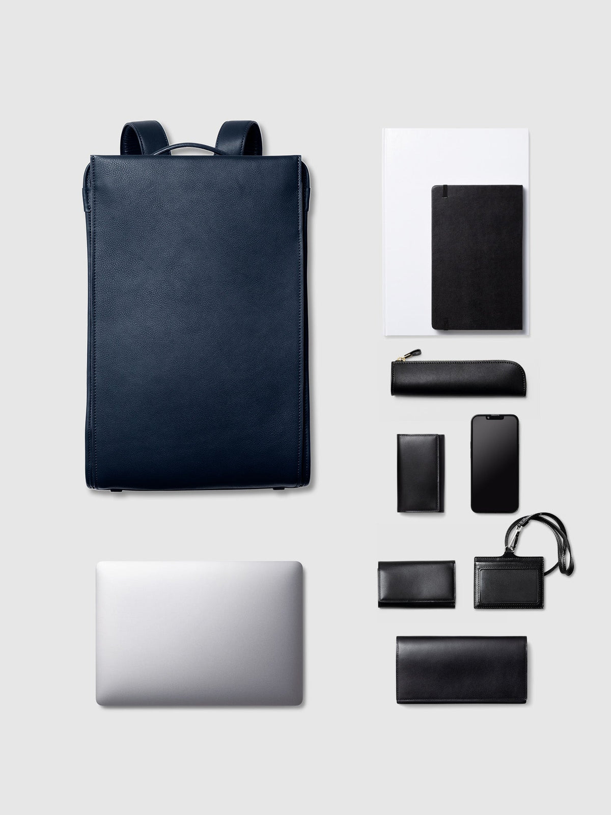土屋鞄製造所 Vaino Square Backpack（防水皮革款）